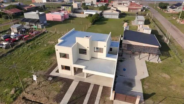 Casa de 5 ambientes en venta en Mar del Plata