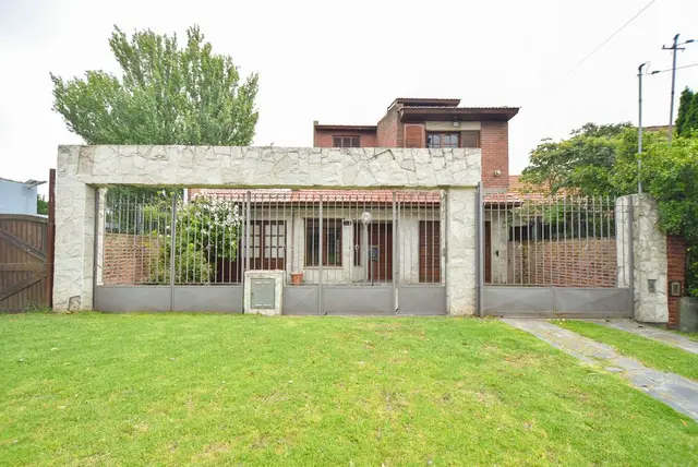 Casa de 4 ambientes en venta en COLINAS DE PERALTA RAMOS
