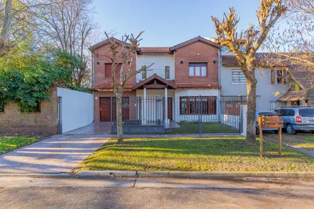 Casa de 4 ambientes en venta en COLINAS DE PERALTA RAMOS