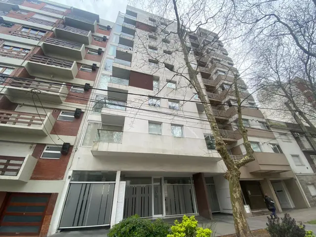 Departamento de 3 ambientes en venta en LA PERLA