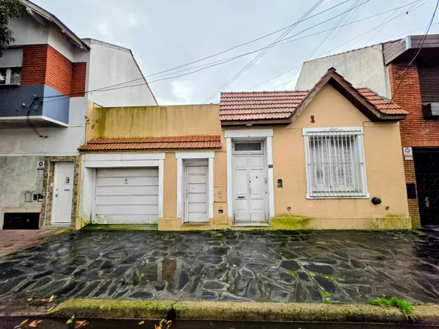 Casa de 4 ambientes en venta en SAN JUAN