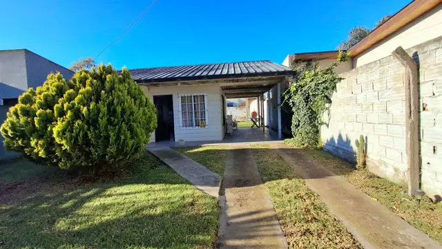 Casa de 3 ambientes en venta en FARO NORTE