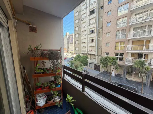 Departamento de 2 ambientes en venta en LA PERLA
