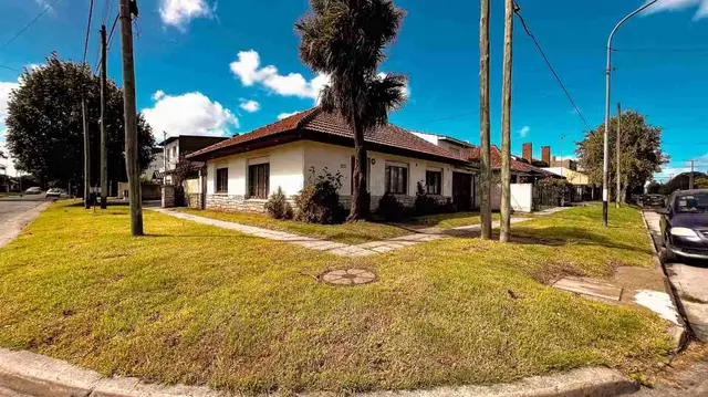 Casa de 4 ambientes en venta en VILLA PRIMERA