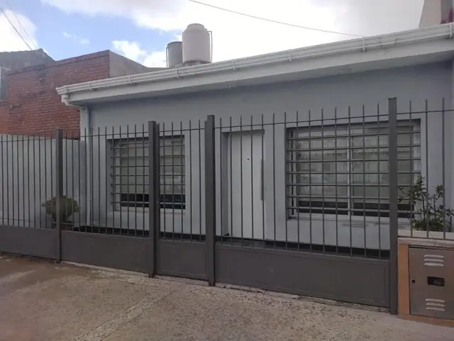 Casa de 3 ambientes en venta en RIVADAVIA BERNARDINO