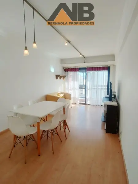 Departamento de 2 ambientes en venta en Centro