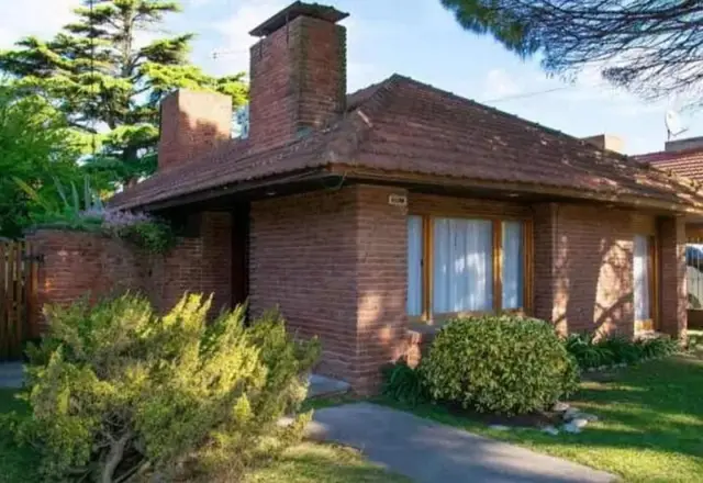 Casa de 3 ambientes en venta en ESTRADA JOSE MANUEL