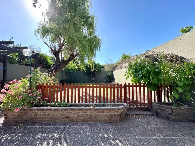 Casa de 4 ambientes en venta en DON BOSCO