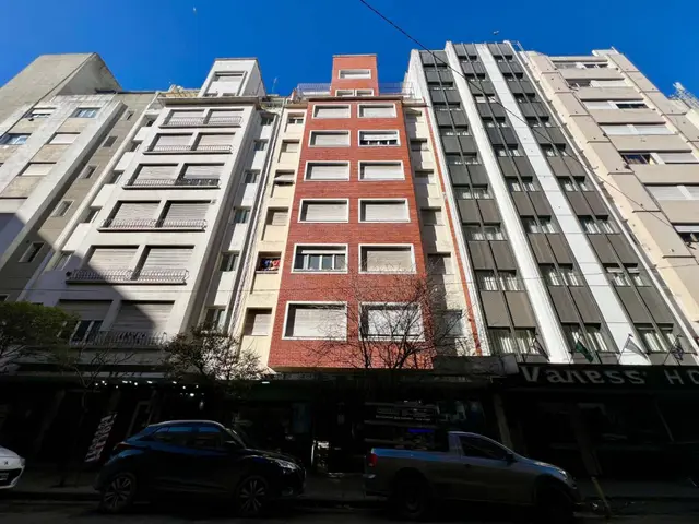 Departamento de 2 ambientes en alquiler en Centro