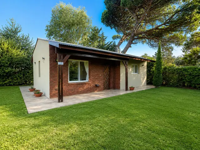 Casa de 2 ambientes en venta en Los Acantilados