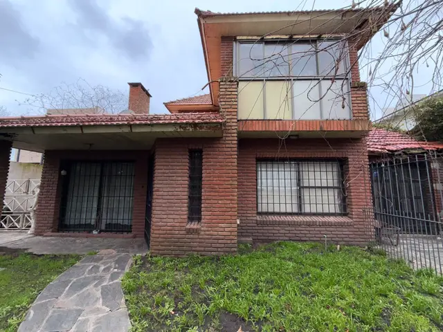 Casa de 4 ambientes en venta en ESTRADA JOSE MANUEL
