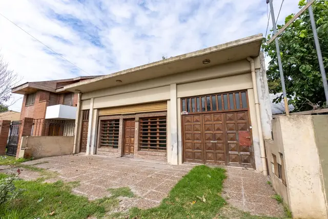 Casa de 3 ambientes en venta en LOS PINARES