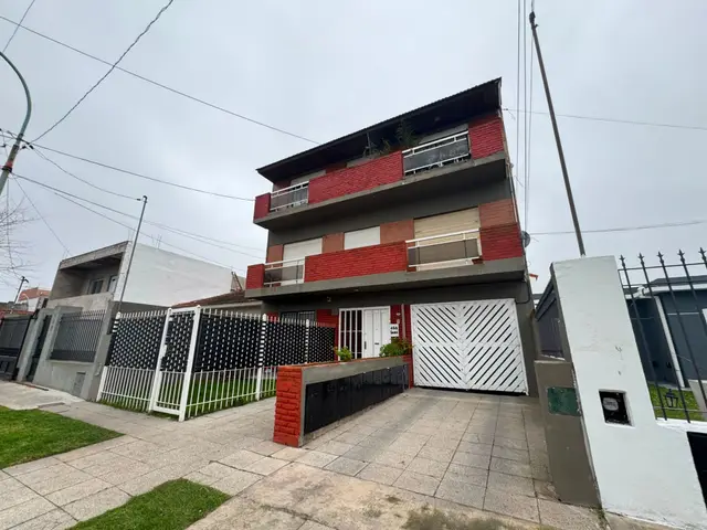 Departamento de 3 ambientes en venta en PARQUE LURO