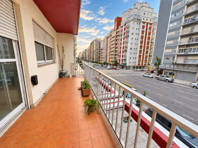 Departamento de 5 ambientes en venta en Centro