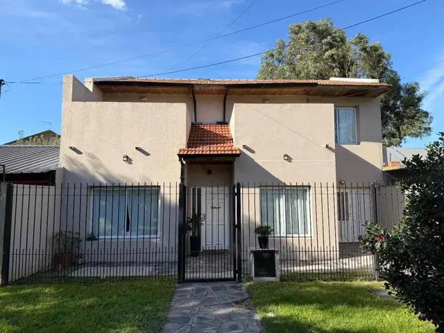Casa de 5 ambientes en venta en DOS DE ABRIL