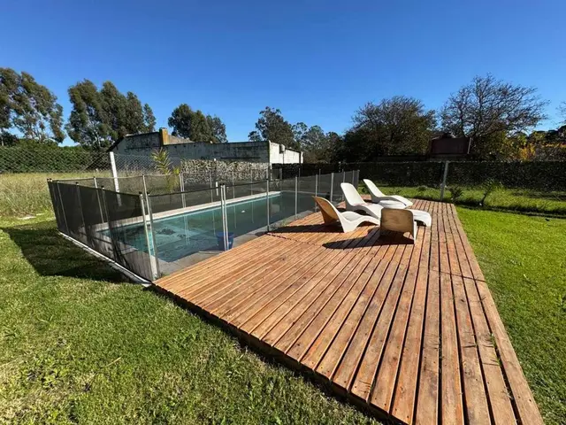 Casa de 3 ambientes en venta en LOS ACANTILADOS