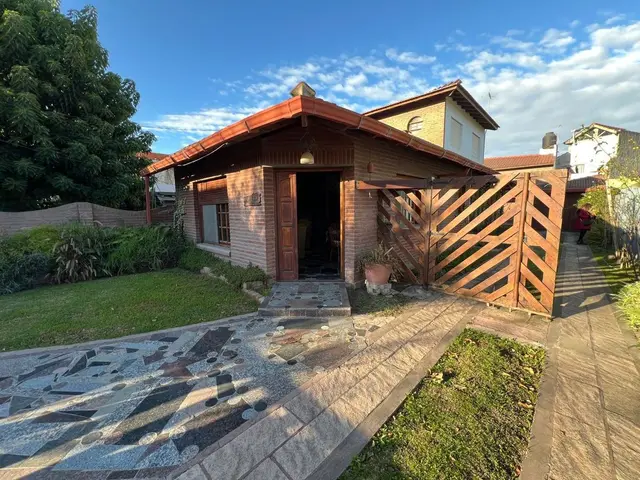 Casa de 6 ambientes en venta en Mar del Plata
