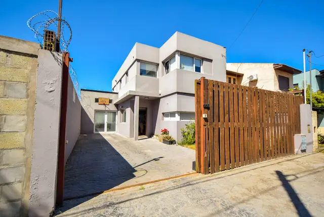 Casa de 3 ambientes en venta en LOS PINARES