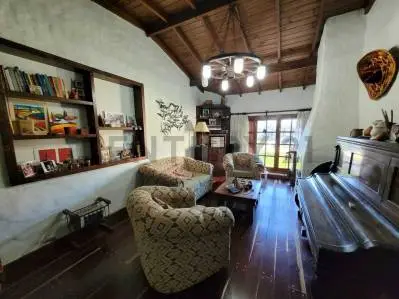 Casa en venta en VILLA PRIMERA