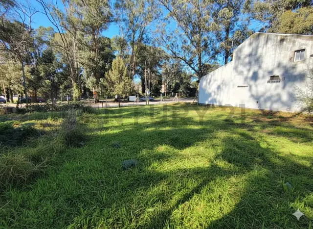 Terreno en venta en BOSQUE PERALTA RAMOS