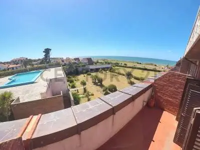 Departamento en venta en LOS ACANTILADOS