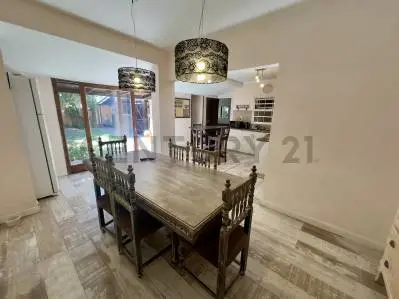 Casa en venta en PARQUE LURO