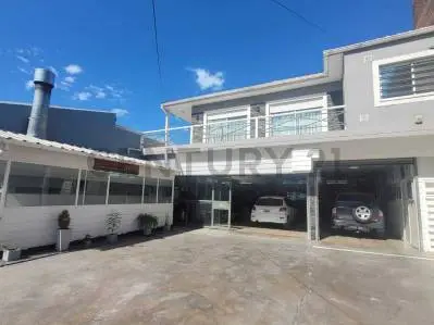 Casa en venta en PARQUE CAMET