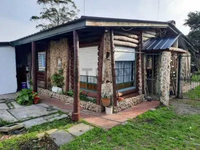 Casa en venta en ROLDAN BELISARIO
