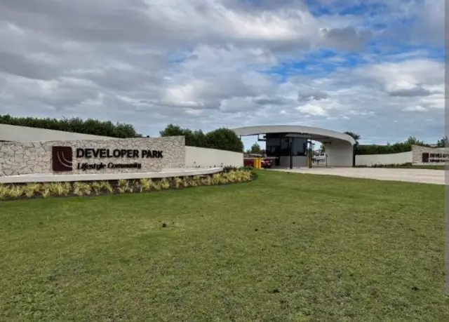Terreno en venta en Developer Park