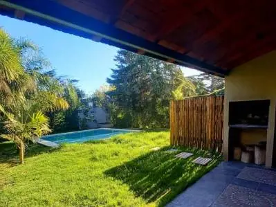 Casa en venta en LOS ACANTILADOS