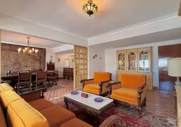Departamento de 7 ambientes en venta en La Perla