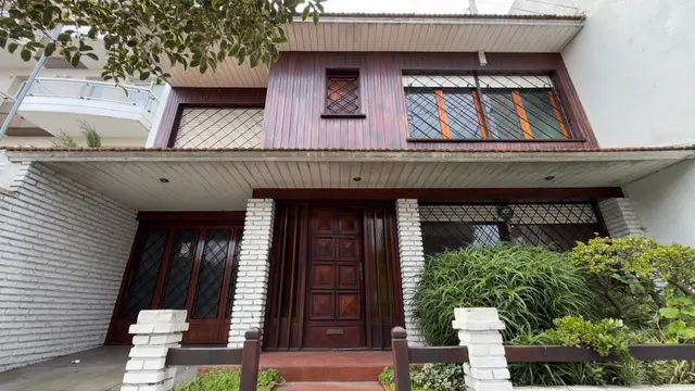 Casa de 5 ambientes en venta en GENERAL ROCA
