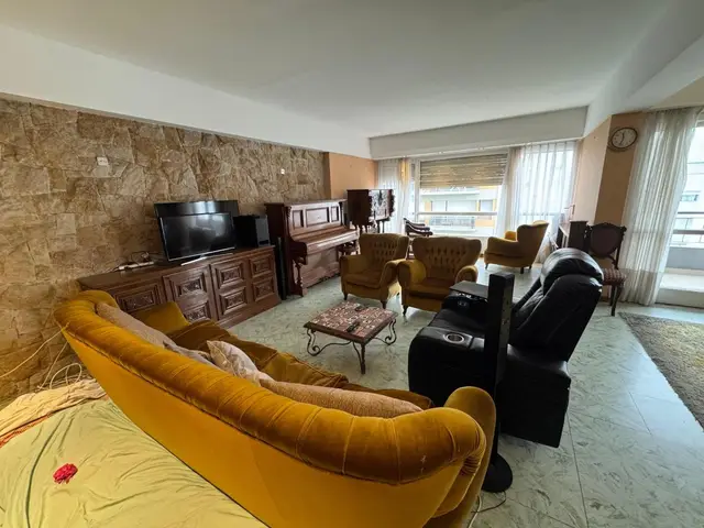 Departamento de 4 ambientes en venta en Centro