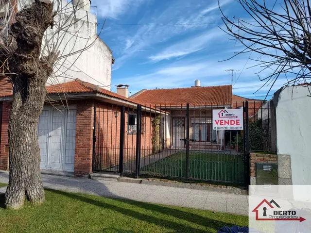 Casa de 3 ambientes en venta en RIVADAVIA BERNARDINO