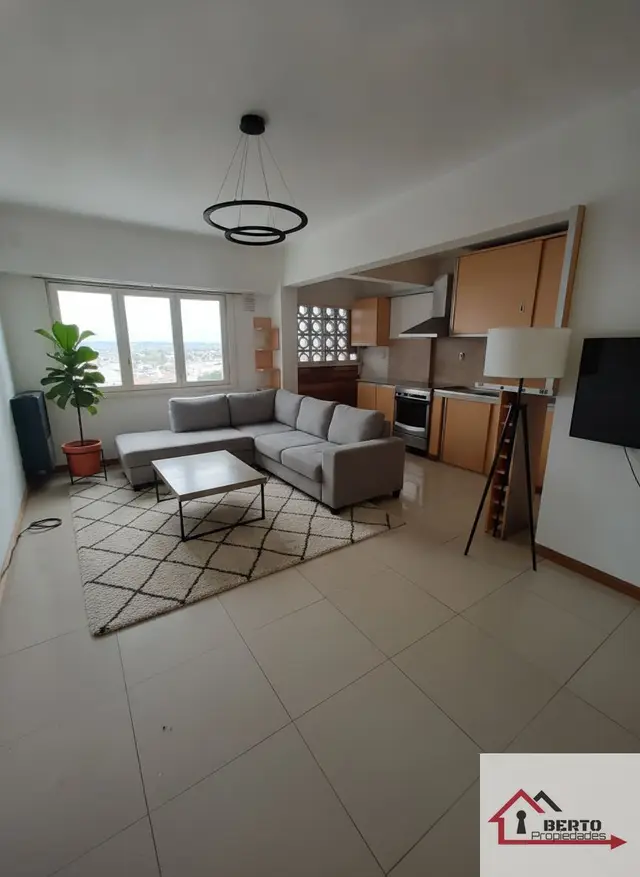 Departamento de 3 ambientes en venta en LAS AVENIDAS
