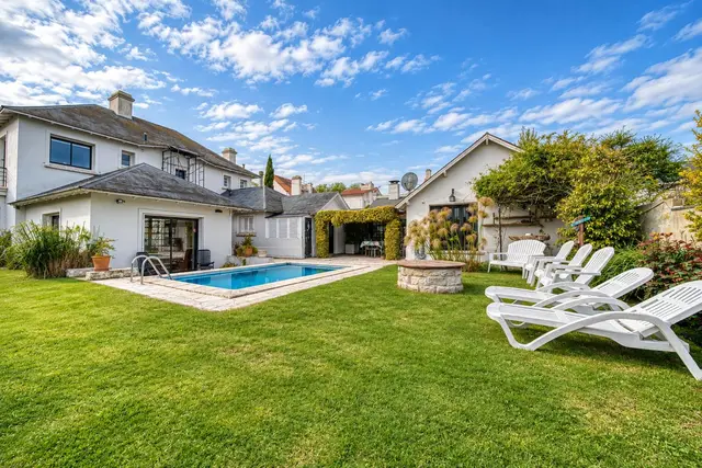 Casa de 6 ambientes en venta en LOS TRONCOS