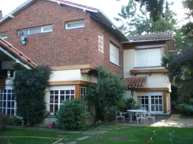 Casa de 3 ambientes en venta en GENERAL ROCA