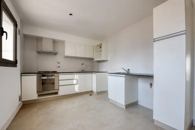 Departamento de 2 ambientes en venta en LOS TRONCOS