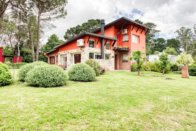 Casa de 2 ambientes en venta en SIERRA DE LOS PADRES