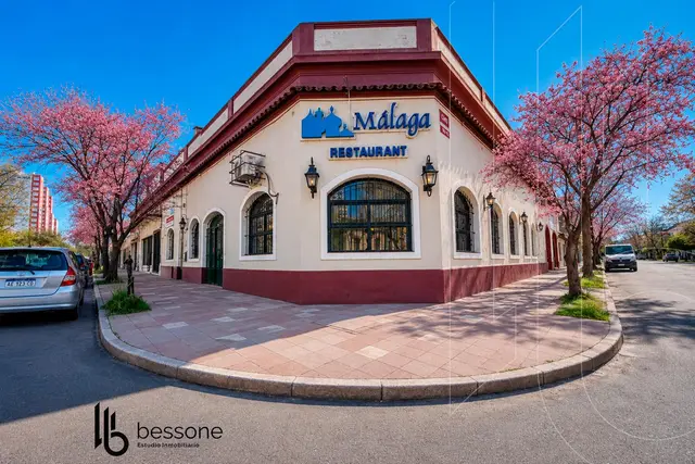 Local de 5 ambientes en venta en NUEVA POMPEYA