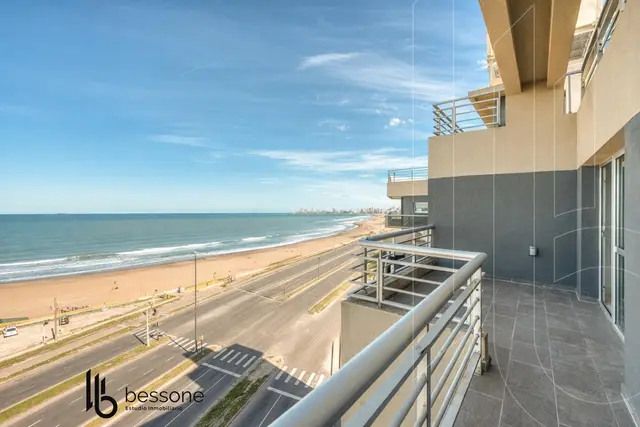 Departamento de 3 ambientes en venta en CONSTITUCION