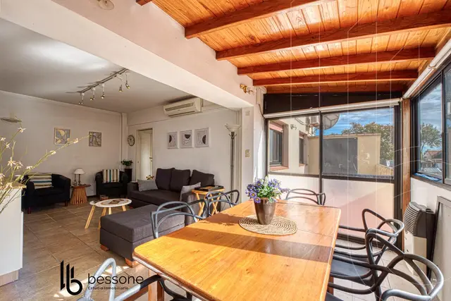 Departamento de 3 ambientes en venta en LA PERLA