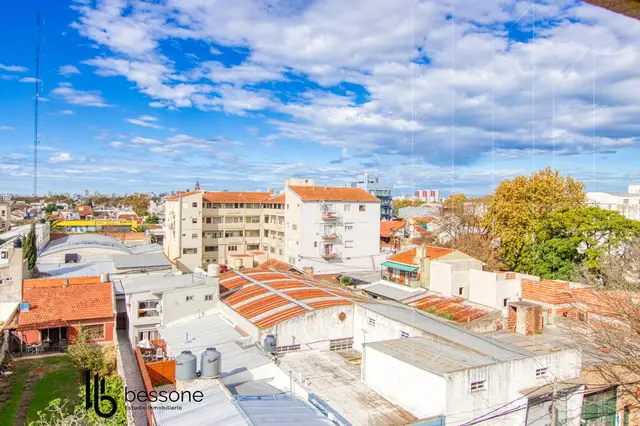 Departamento de 2 ambientes en venta en VILLA PRIMERA
