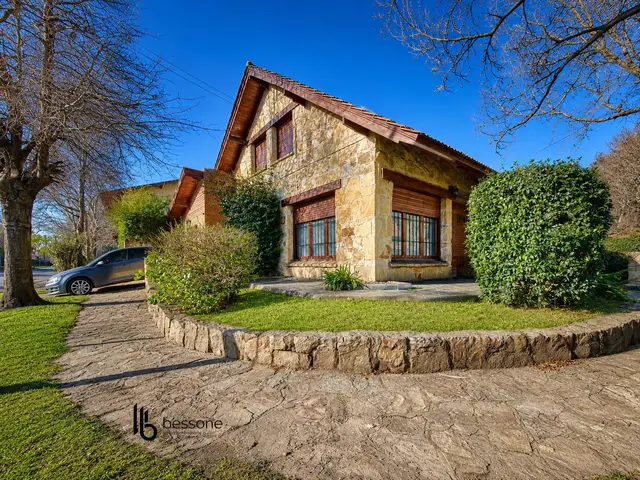 Casa de 3 ambientes en venta en ZACAGNINI JOSE MANUEL
