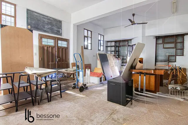Local de 2 ambientes en venta en VILLA PRIMERA
