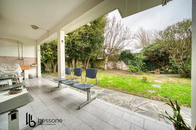 Casa de 2 ambientes en venta en Alfar
