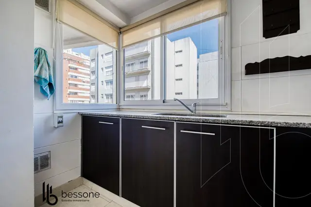 Departamento de 3 ambientes en venta en Centro