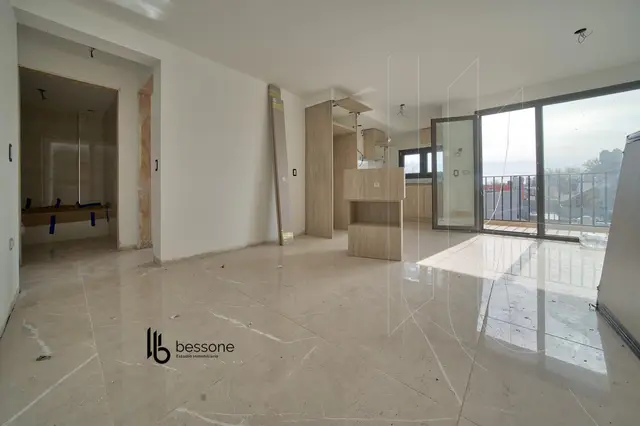 Departamento de 3 ambientes en venta en VILLA PRIMERA