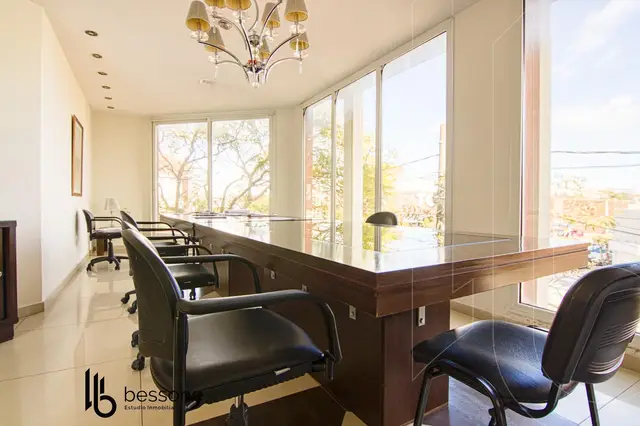 Local de 18 ambientes en venta en SAN JOSE