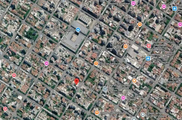 Casa de 5 ambientes en venta en PLAZA PERALTA RAMOS